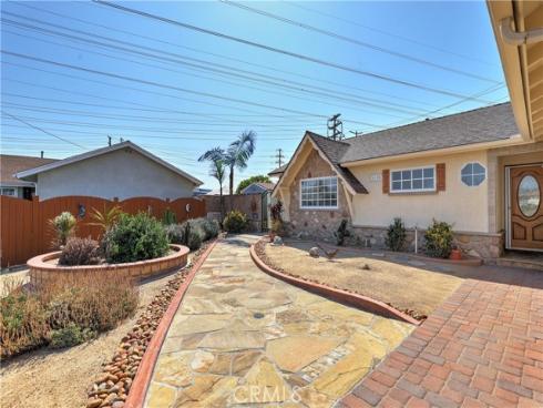 6105  Macarthur Way  , Buena Park, CA