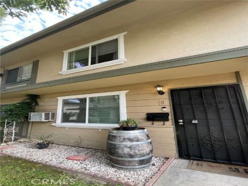 8808  Valley View  B  Street, Buena Park, CA