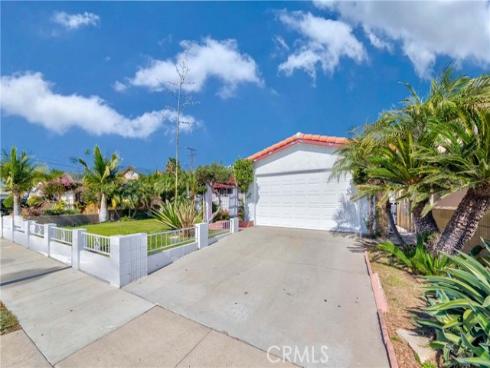 8591  Hollyoak   Street, Buena Park, CA