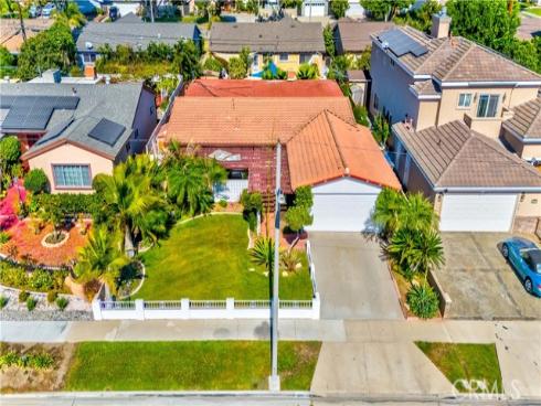 8591  Hollyoak   Street, Buena Park, CA