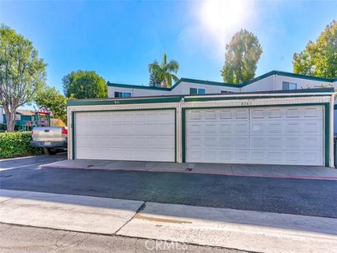 8141  Firth Green  , Buena Park, CA