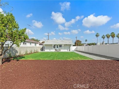 8442  4th   Street, Buena Park, CA