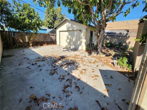 6181  Stanton   Avenue, Buena Park, CA