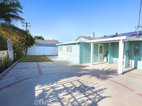 8121  San Mateo   Circle, Buena Park, CA