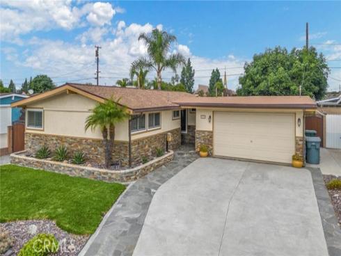 7075  Hoover   Way, Buena Park, CA