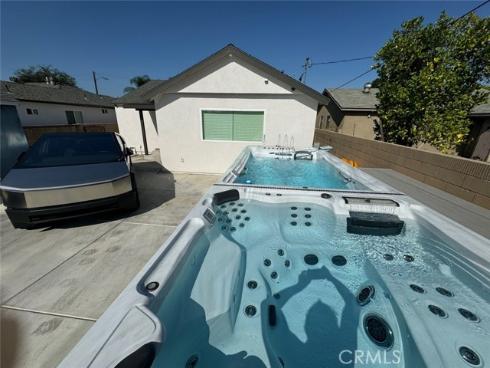 6582 Rostrata Avenue, Buena Park, CA