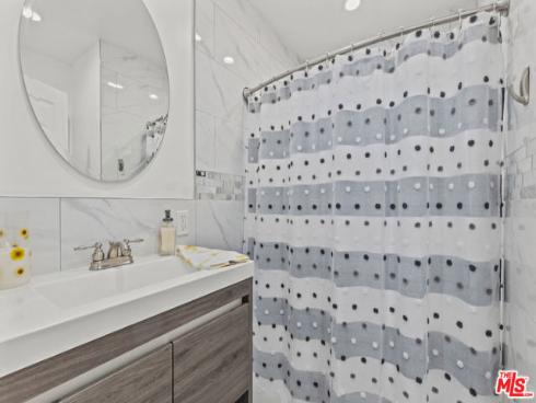 5871 Fullerton Avenue, Buena Park, CA