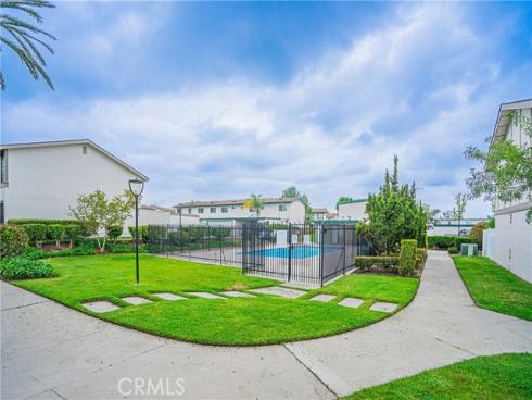 8172 Ferguson Green , Buena Park, CA