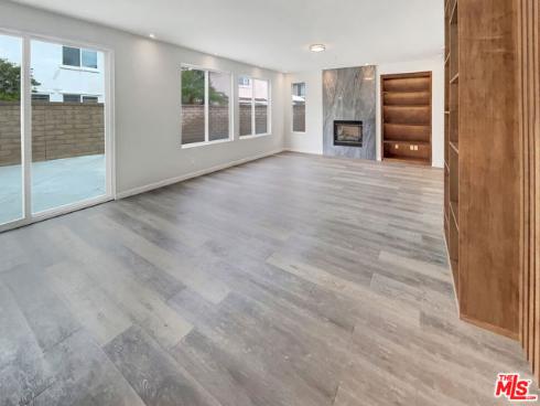 125 Lakeside Drive, Buena Park, CA