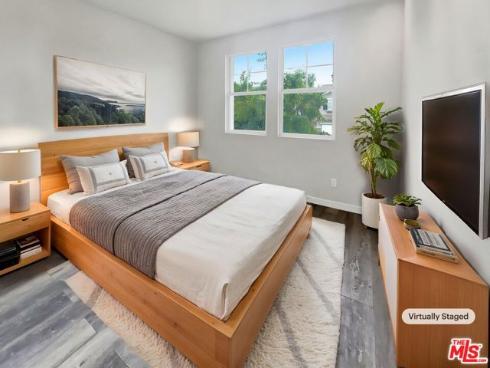 125 Lakeside Drive, Buena Park, CA