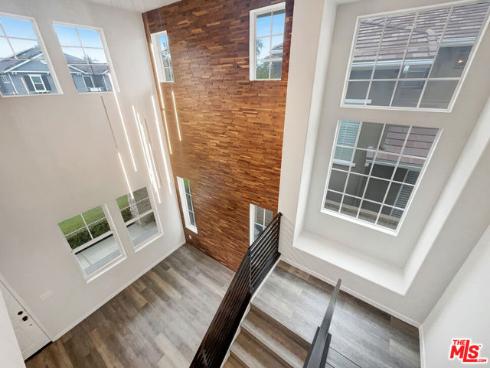 125 Lakeside Drive, Buena Park, CA