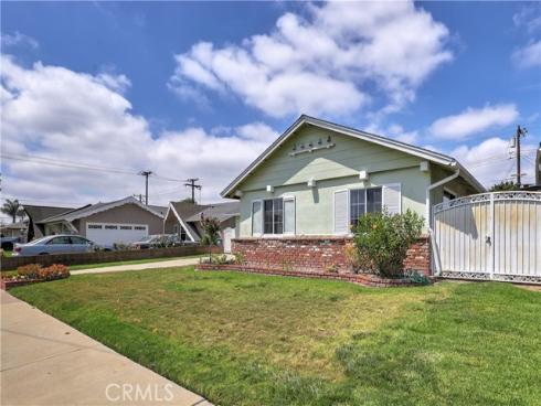 7451 Apache , Buena Park, CA