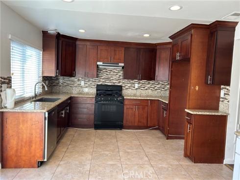 4724 Madrid , Buena Park, CA