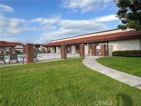 4724 Madrid , Buena Park, CA