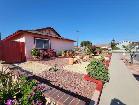 7571  San Rafael   Drive, Buena Park, CA