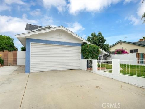 7570 El Chaco Drive , Buena Park, CA