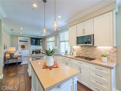 106 Lakeside Drive, Buena Park, CA