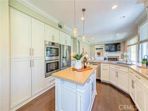 106 Lakeside Drive, Buena Park, CA