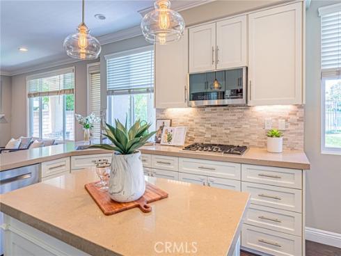 106 Lakeside Drive, Buena Park, CA