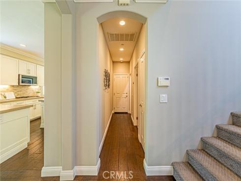 106 Lakeside Drive, Buena Park, CA