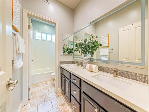 106 Lakeside Drive, Buena Park, CA