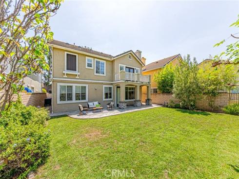 106 Lakeside Drive, Buena Park, CA