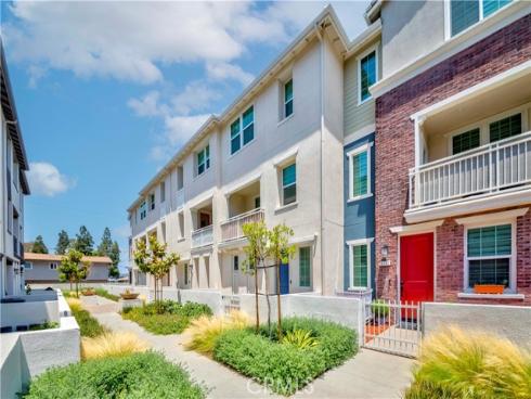 6926 Cottonwood Lane, Buena Park, CA