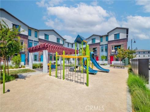 6926 Cottonwood Lane, Buena Park, CA