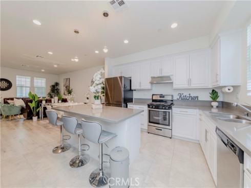 6926 Cottonwood Lane, Buena Park, CA