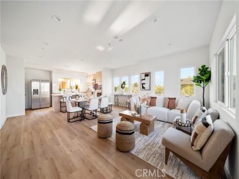 7692  9th  115  Street, Buena Park, CA