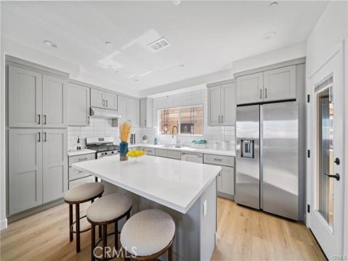 7692  9th  117  Street, Buena Park, CA