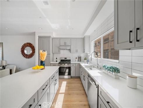 7692  9th  117  Street, Buena Park, CA