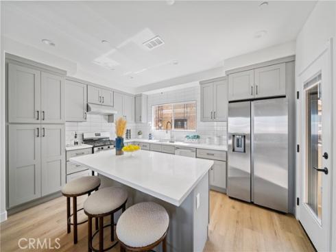 7692  9th  116  Street, Buena Park, CA