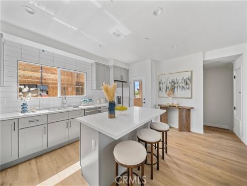 7692  9th  116  Street, Buena Park, CA