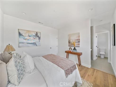 7692  9th  116  Street, Buena Park, CA