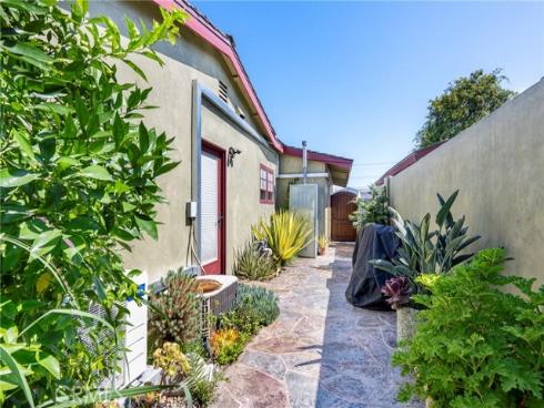 5837  Los Arcos   Way, Buena Park, CA