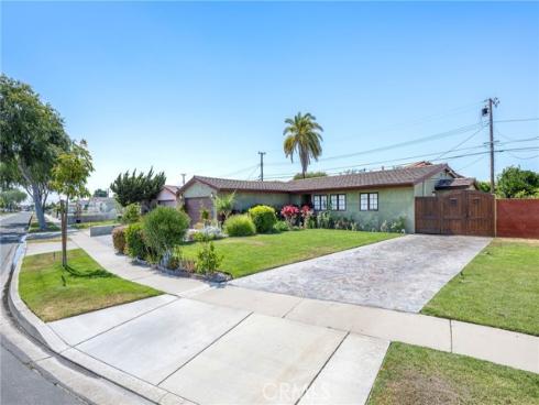5837  Los Arcos   Way, Buena Park, CA