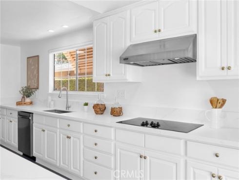 5914 Los Angeles Way, Buena Park, CA