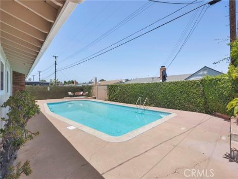 5914 Los Angeles Way, Buena Park, CA