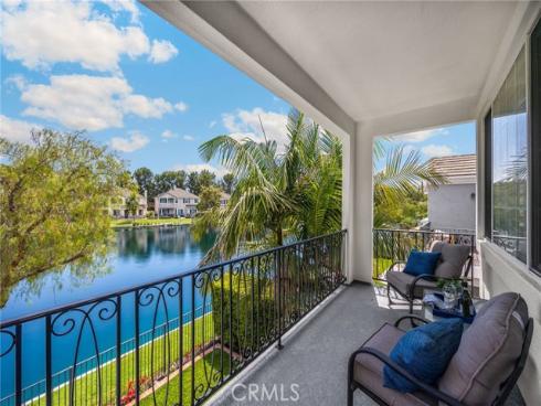 18 Lakeside Drive, Buena Park, CA
