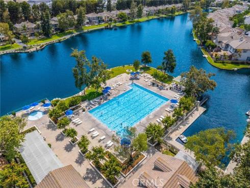 18 Lakeside Drive, Buena Park, CA