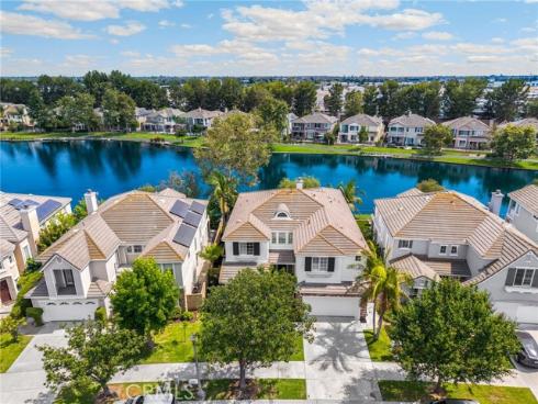 18 Lakeside Drive, Buena Park, CA