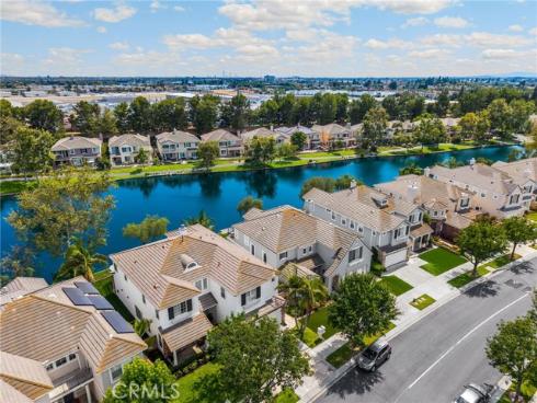 18 Lakeside Drive, Buena Park, CA