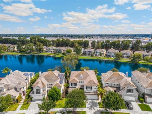 18 Lakeside Drive, Buena Park, CA