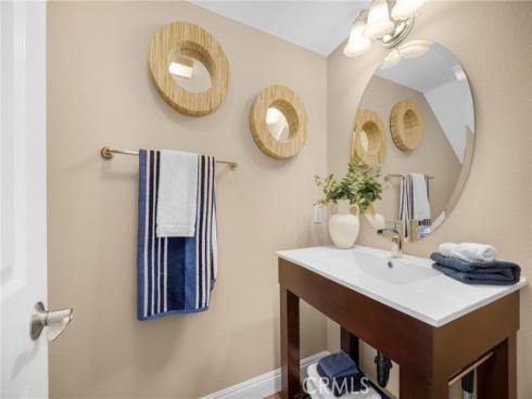 18 Lakeside Drive, Buena Park, CA