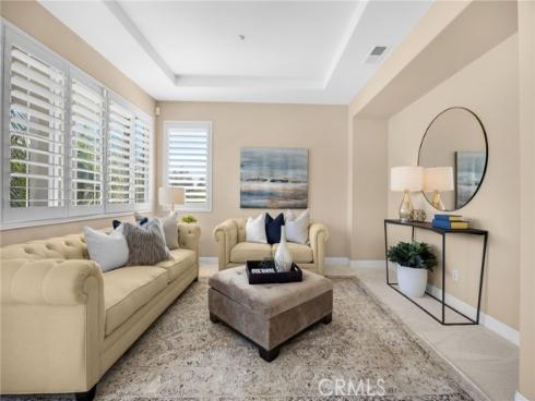 18 Lakeside Drive, Buena Park, CA