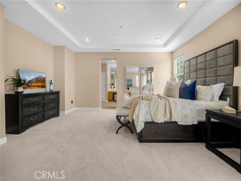 18 Lakeside Drive, Buena Park, CA