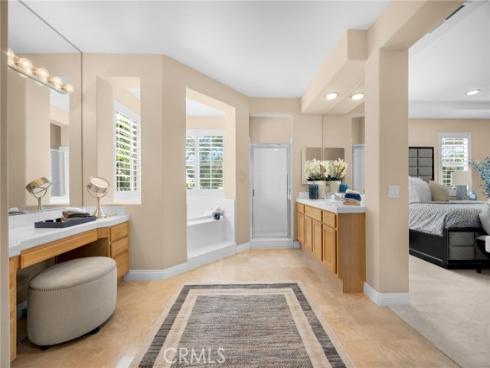 18 Lakeside Drive, Buena Park, CA