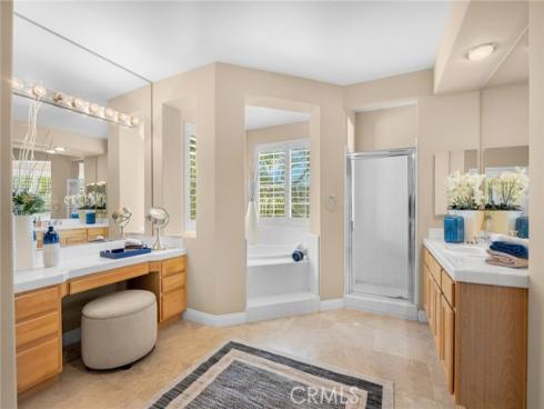 18 Lakeside Drive, Buena Park, CA