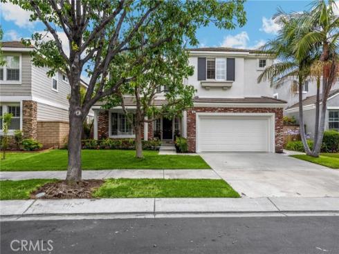 18 Lakeside Drive, Buena Park, CA